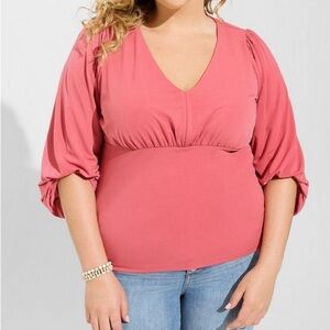 Torrid berry pink studio knit v neck 3/4 length blouson sleeve shirt blouse